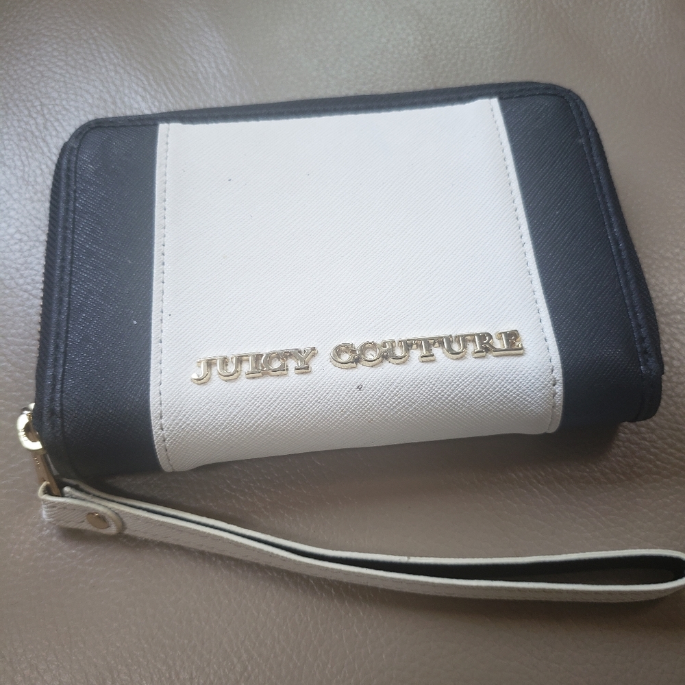 Juicy couture wallet